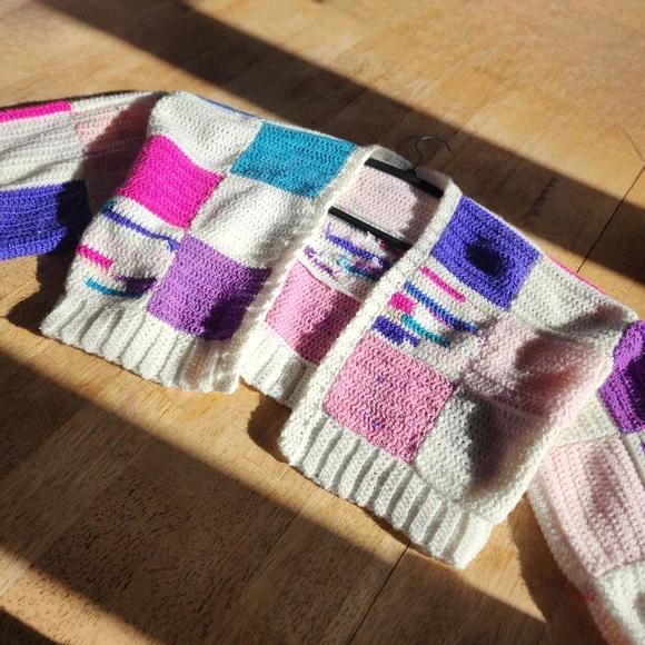 Crochet patchwork cardigan sweater - Picture 2 of 6